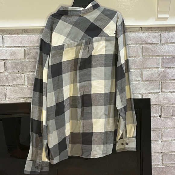 Alpine Design Flannel - Picture 2 of 2
